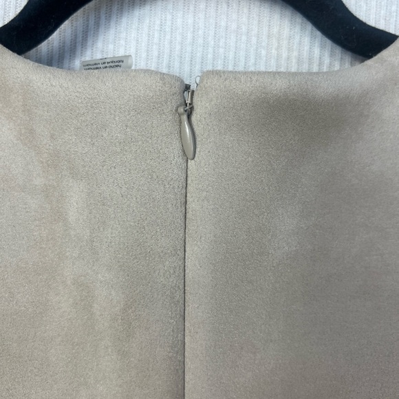 Calvin Klein Size 10 Faux Suede Sheath Dress Front Zipper Logo Pull Short Sleeve - Picture 8 of 12